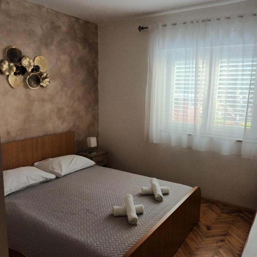 Apartments Monika Omiš Exterior foto